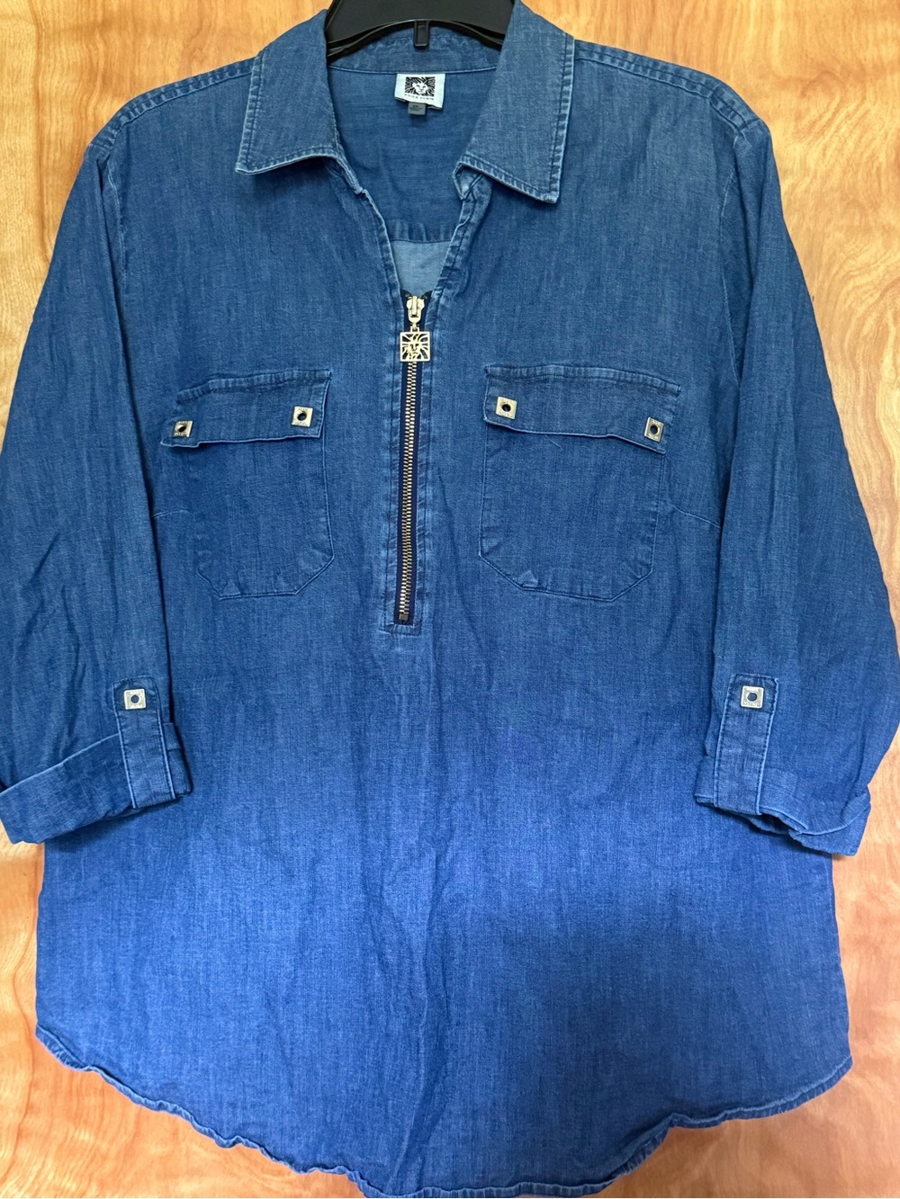 Anne Klein navy denim-look top with cream label